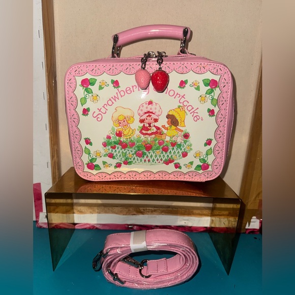 Dolls Kill x Strawberry Shortcake Lunchbox Purse - Picture 2 of 13